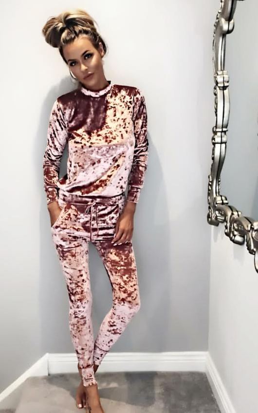 Amelia Crushed Velvet Lush Jogger Set Amelia Crushed Velvet Lush Jogger Set