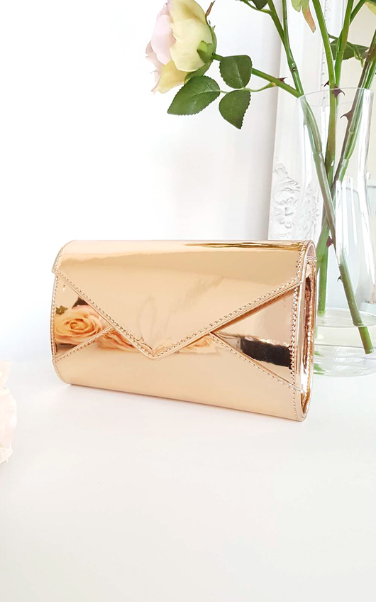 Amel Metallic Envelope Clutch Bag Amel Metallic Envelope Clutch Bag