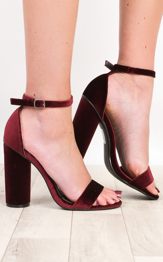 Evelyne Velvet High Heels Evelyne Velvet High Heels