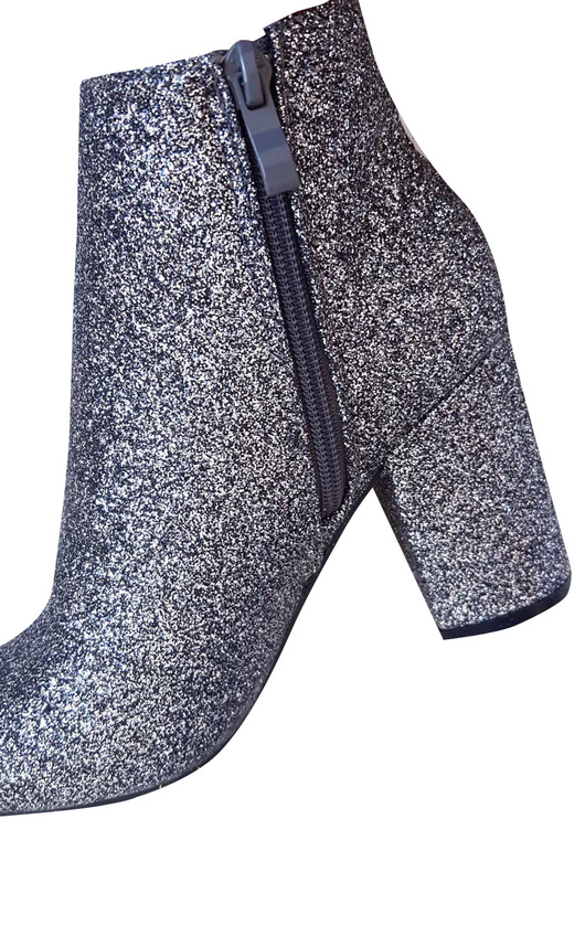 Solange Glitter Ankle Boots in Silver ikrush