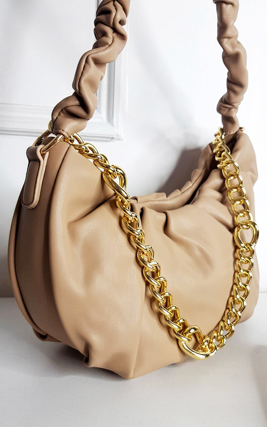 Caroline Shoulder Bag with Chain Detail Caroline Shoulder Bag with Chain Detail