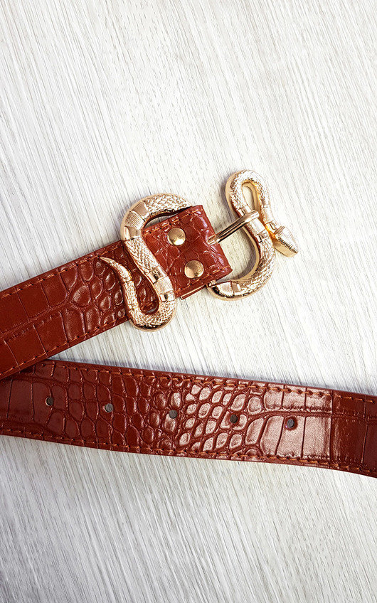 Charlotte Faux Leather Belt with Snake Buckle Detail Charlotte Faux Leather Belt with Snake Buckle Detail