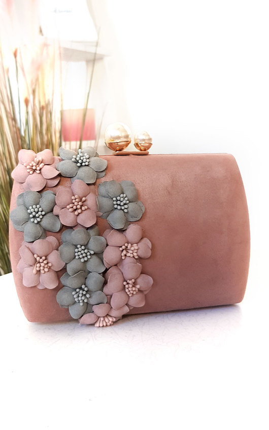 Dahlia Flower Embellished Clutch Bag Dahlia Flower Embellished Clutch Bag