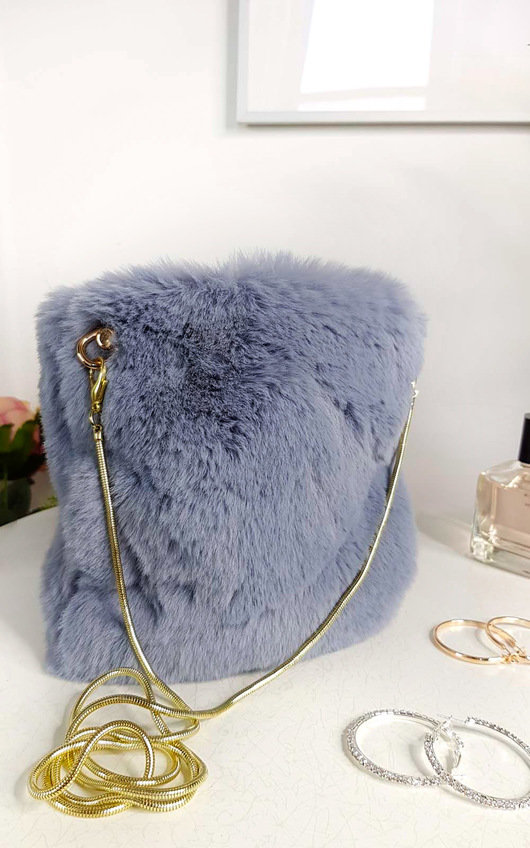 Dills Fluffy Shoulder Bag Dills Fluffy Shoulder Bag