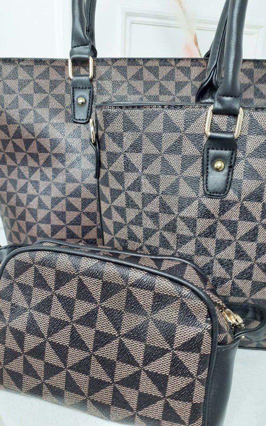 Farrah 3 in 1 Printed Handbag Farrah 3 in 1 Printed Handbag