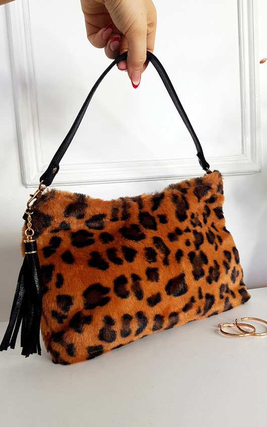 Hayley Faux Fur Leopard Print Shoulder Bag Hayley Faux Fur Leopard Print Shoulder Bag