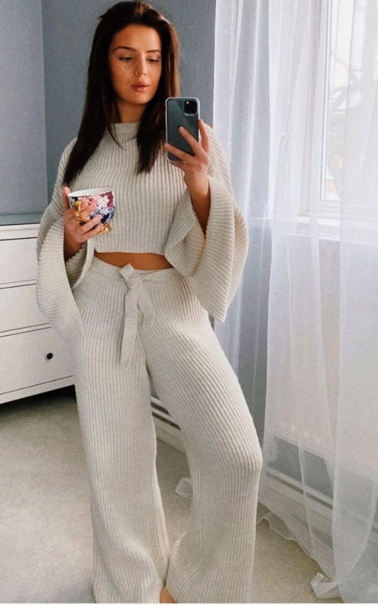 Katie Knitted Slit Sleeve Co-ord Katie Knitted Slit Sleeve Co-ord