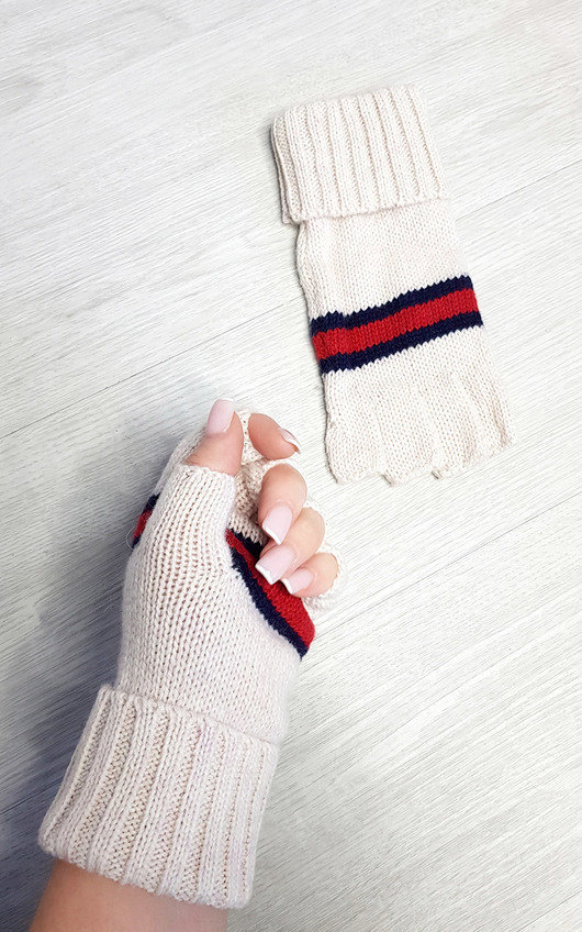 Lola Fingerless Gloves with Stripe Detail Lola Fingerless Gloves with Stripe Detail