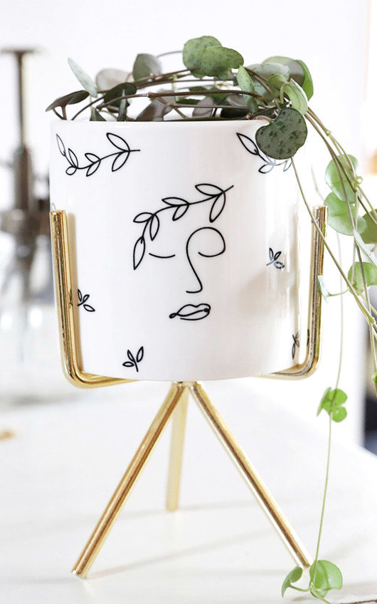 Printed Mini Planter and Stand Printed Mini Planter and Stand