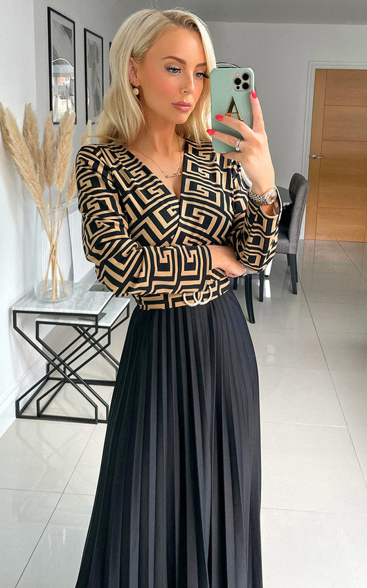 Rhona Pleated Maxi Dress with Print Detail Rhona Pleated Maxi Dress with Print Detail