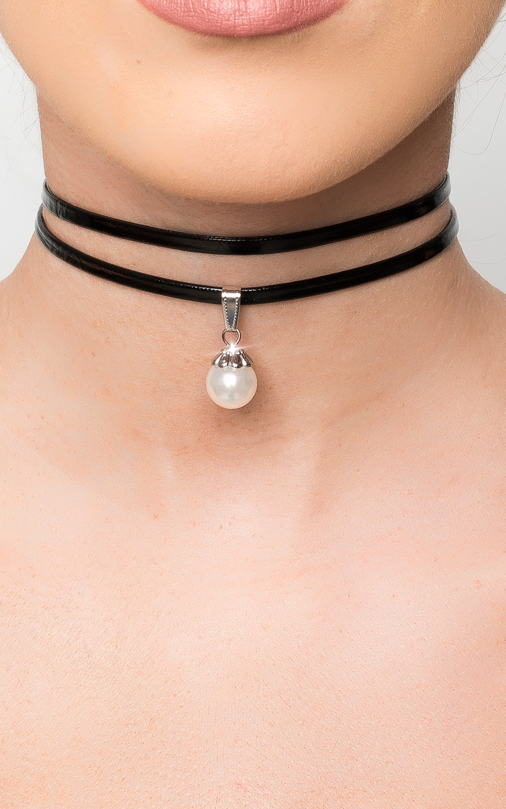 Karla Pearl Choker