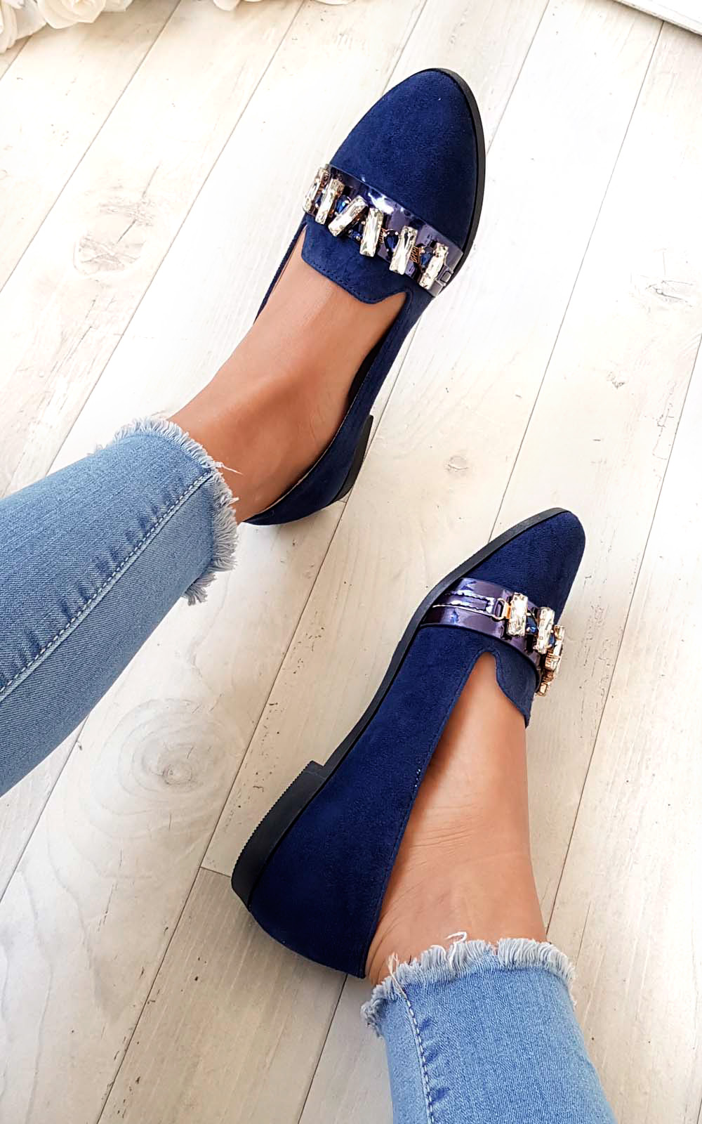 Sherla Embellished Flat Pump Shoe Sherla Embellished Flat Pump Shoe