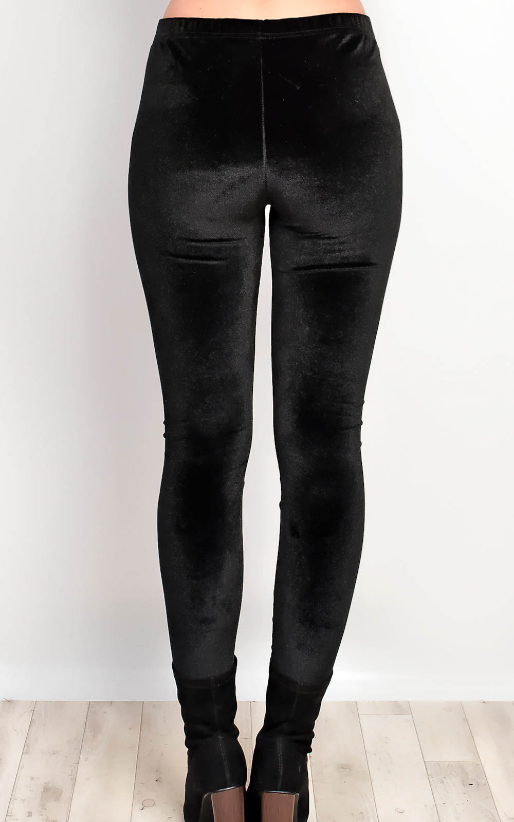 Hailee Velvet Leggings Thumbnail Hailee Velvet Leggings Thumbnail