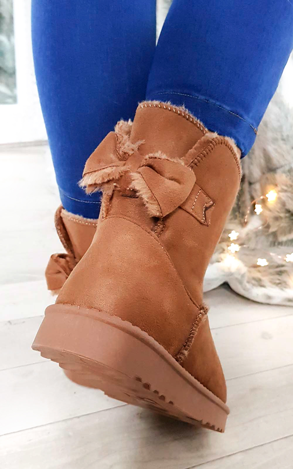 Kara Faux Fur Bow Platform Boots Thumbnail Kara Faux Fur Bow Platform Boots Thumbnail