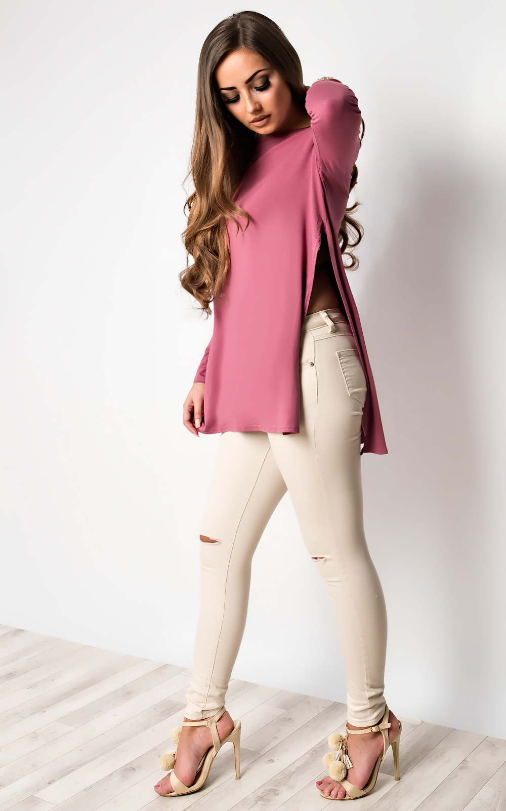 Laila Basic Side Split Casual Top Thumbnail Laila Basic Side Split Casual Top Thumbnail
