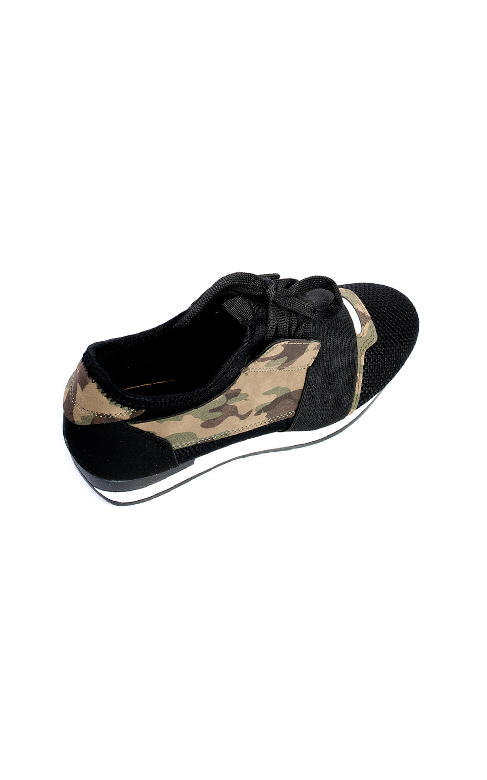 Bali Mesh Camo Two Toned Panel Trainers Thumbnail