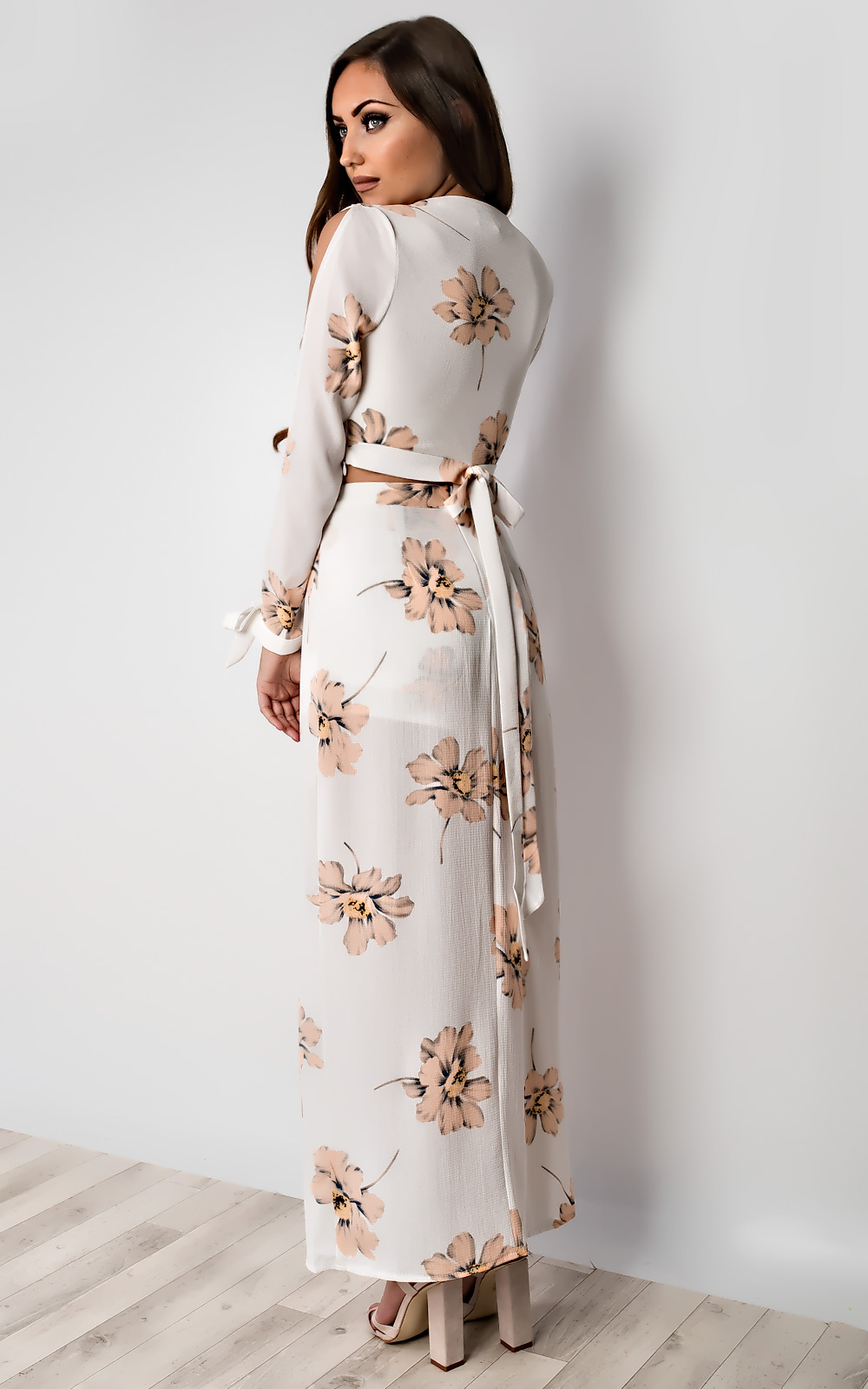 Elaina Floral Split Sleeve Top Thumbnail Elaina Floral Split Sleeve Top Thumbnail