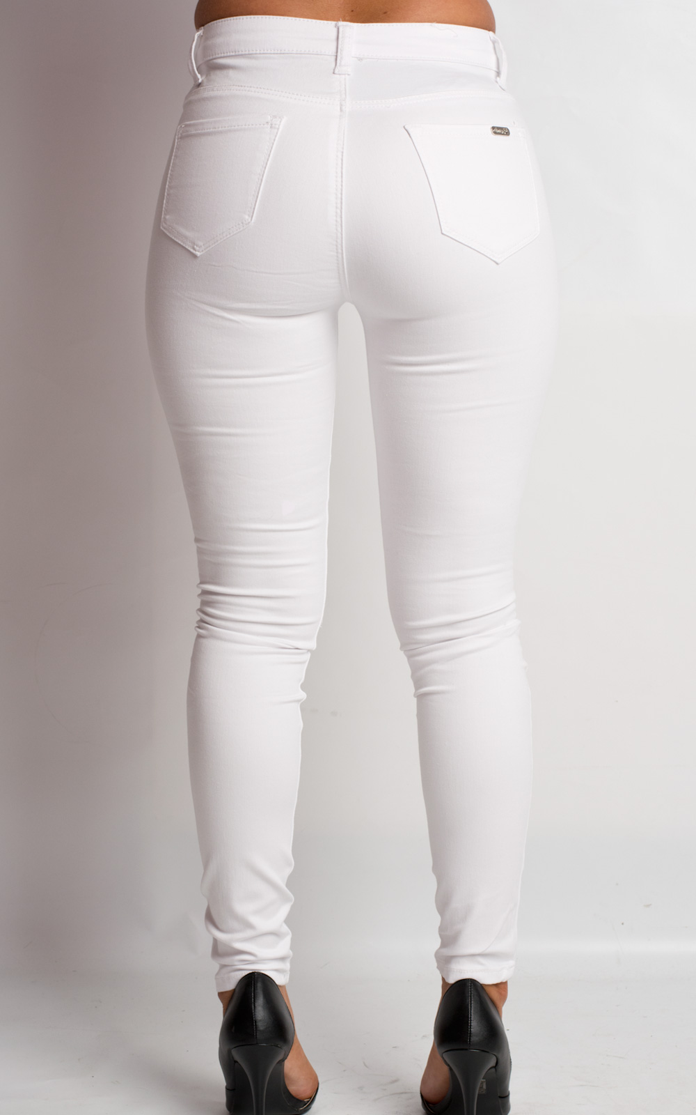 Eleya Skinny Style Jeans Thumbnail Eleya Skinny Style Jeans Thumbnail