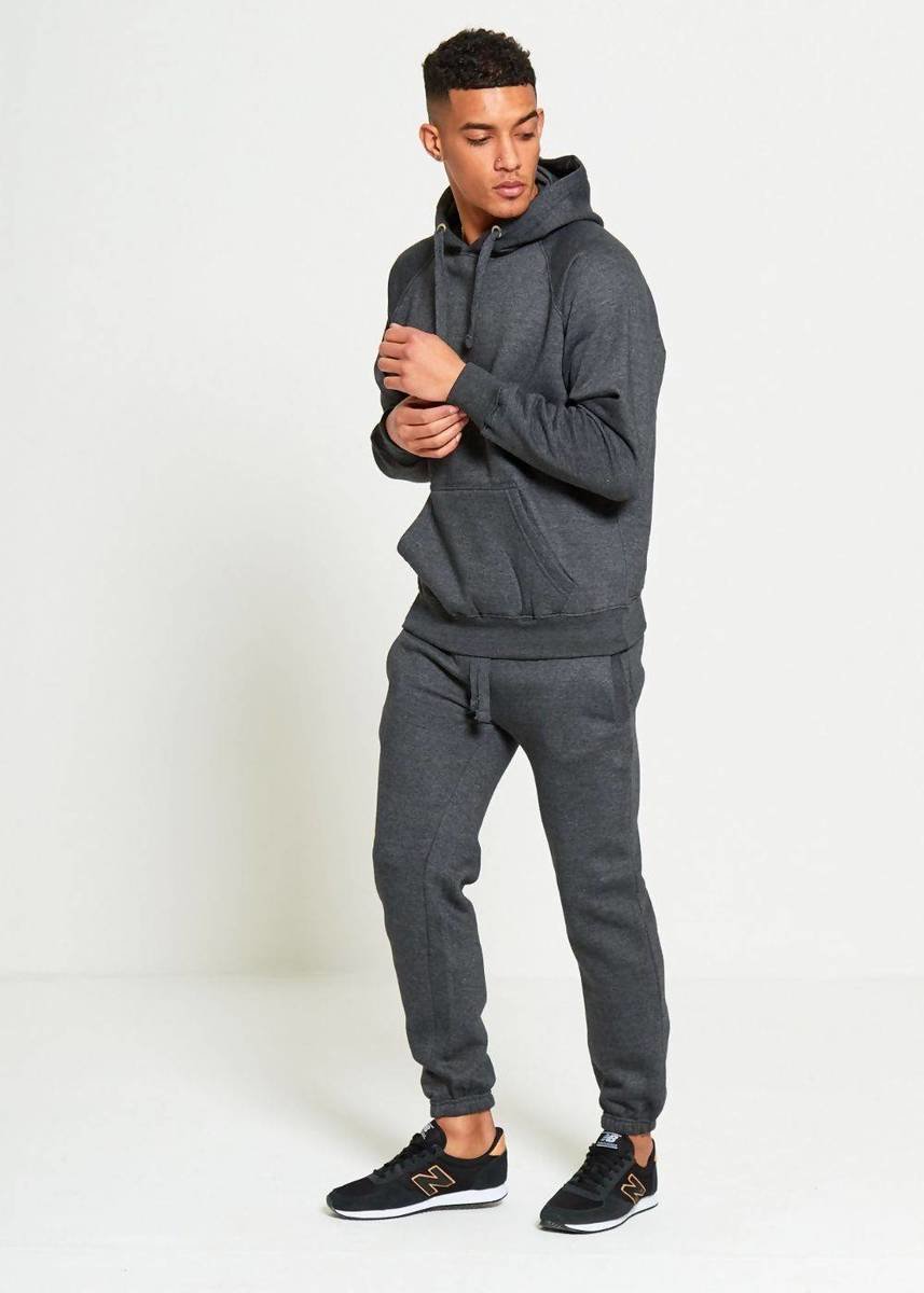 Idris Basic Pullover Hood Tracksuit Thumbnail Idris Basic Pullover Hood Tracksuit Thumbnail