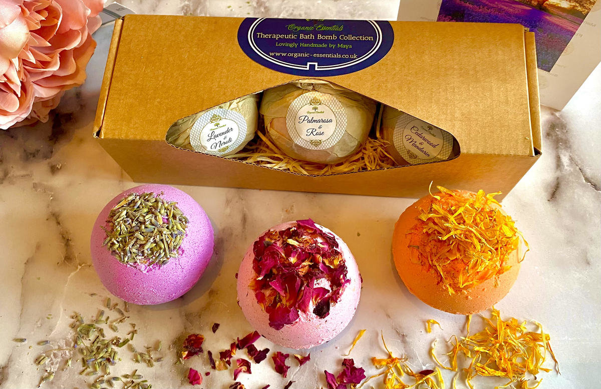 Luxury Floral Bath Bomb Trio Gift Set Luxury Floral Bath Bomb Trio Gift Set
