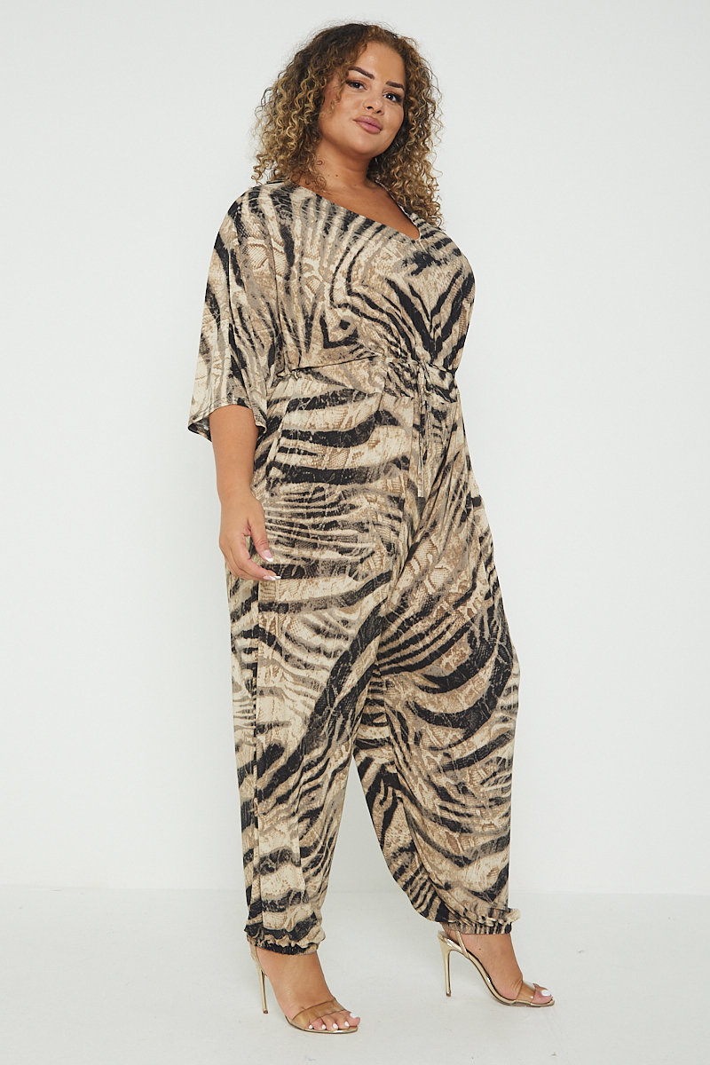 Elise Animal Print Tie Waist Plus Size Jumpsuit Thumbnail Elise Animal Print Tie Waist Plus Size Jumpsuit Thumbnail