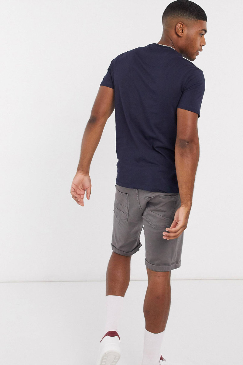 Daniel Chest Pocket Ribbed Crew Neck T-Shirt Daniel Chest Pocket Ribbed Crew Neck T-Shirt