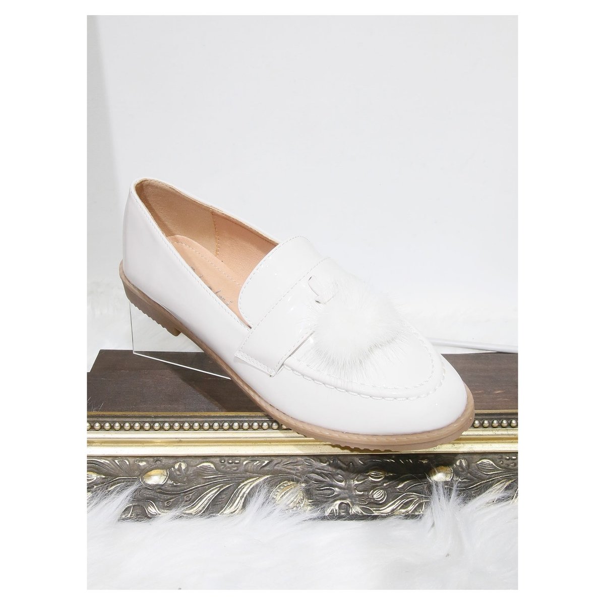 Aleena Faux Leather Flat Shoes with Fur Detail Aleena Faux Leather Flat Shoes with Fur Detail