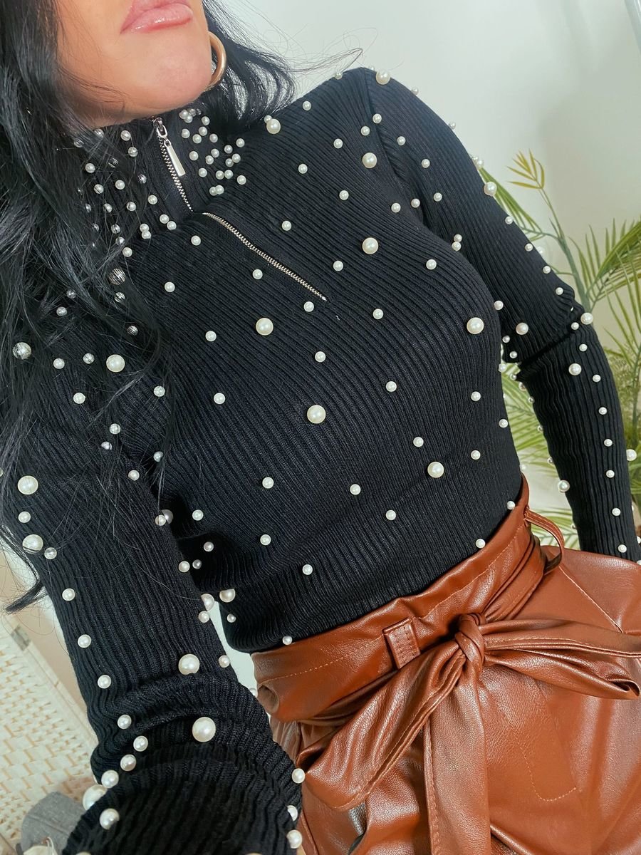 Maggie High Neck Knitted Zipper Jumpers with All-Over Pearl Detail Maggie High Neck Knitted Zipper Jumpers with All-Over Pearl Detail
