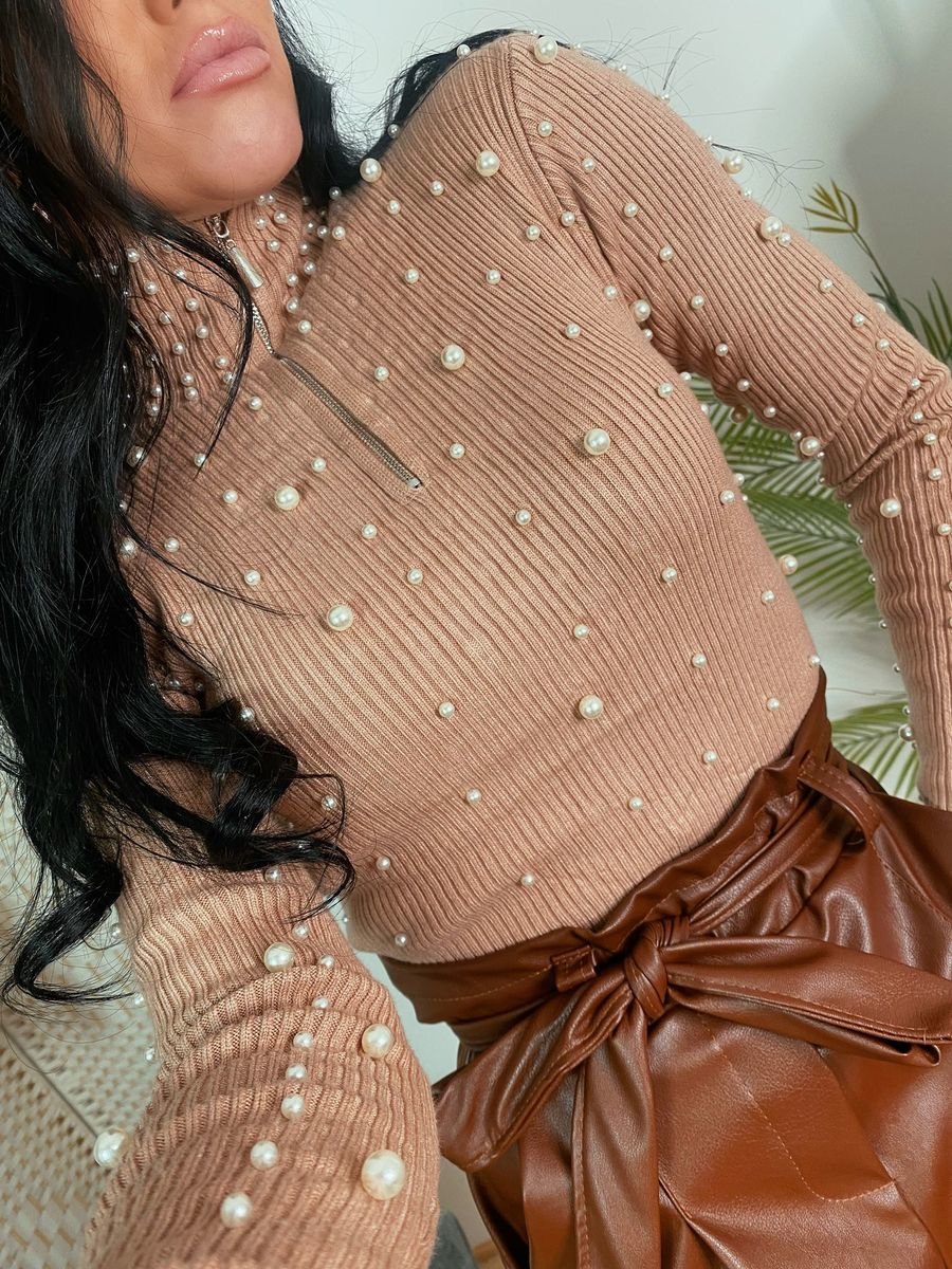 Maggie High Neck Knitted Zipper Jumpers with All-Over Pearl Detail Maggie High Neck Knitted Zipper Jumpers with All-Over Pearl Detail