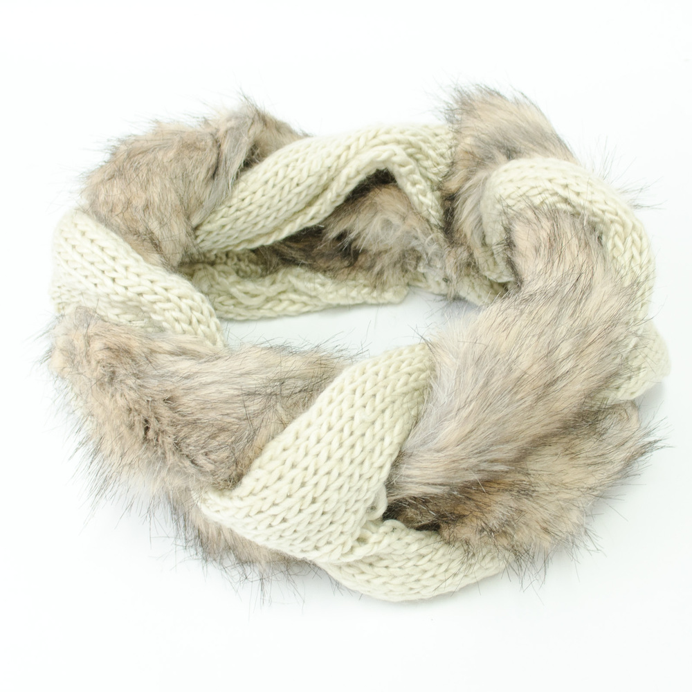 Price Neck Warmer Thumbnail Price Neck Warmer Thumbnail