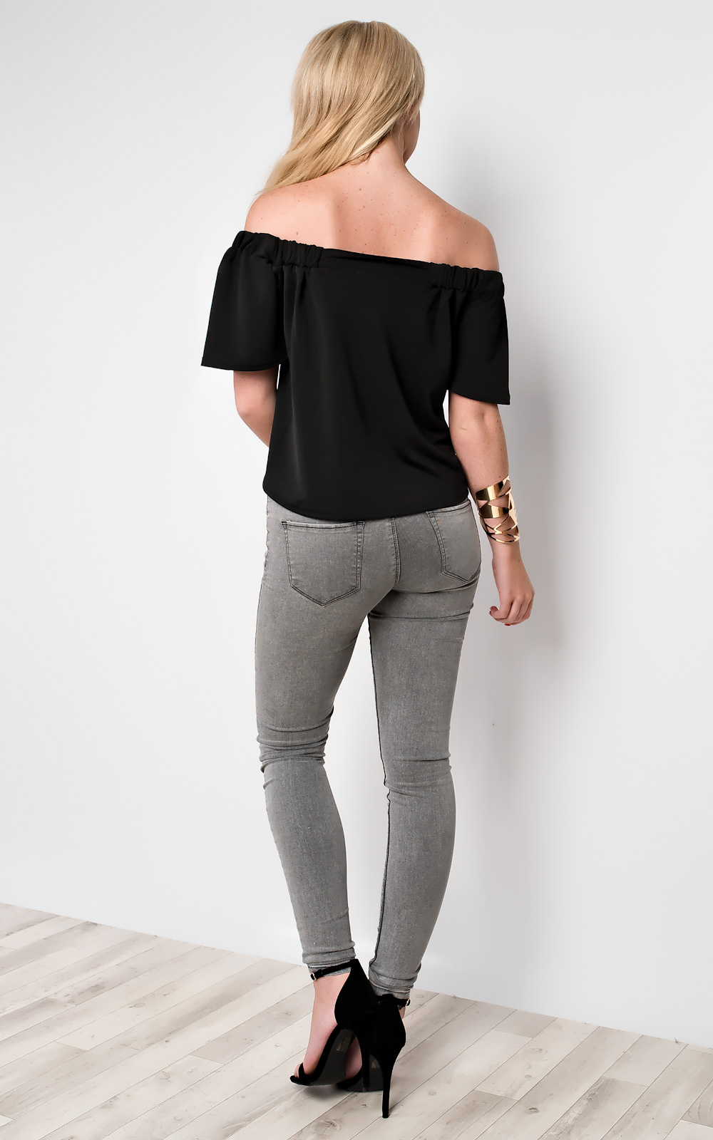 Alby Stretch Crop Top Thumbnail Alby Stretch Crop Top Thumbnail