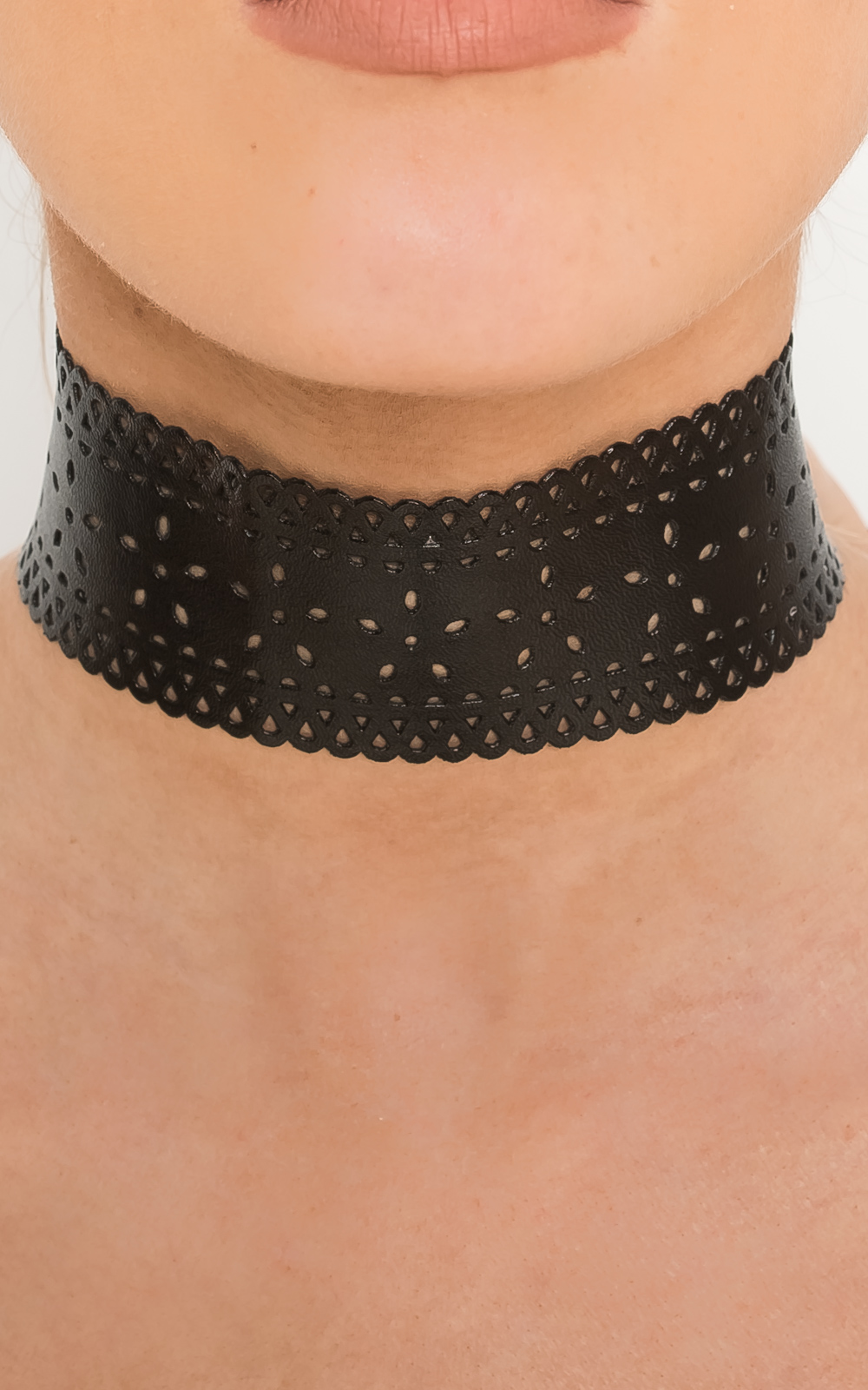 Abi Laser-Cut Choker Abi Laser-Cut Choker
