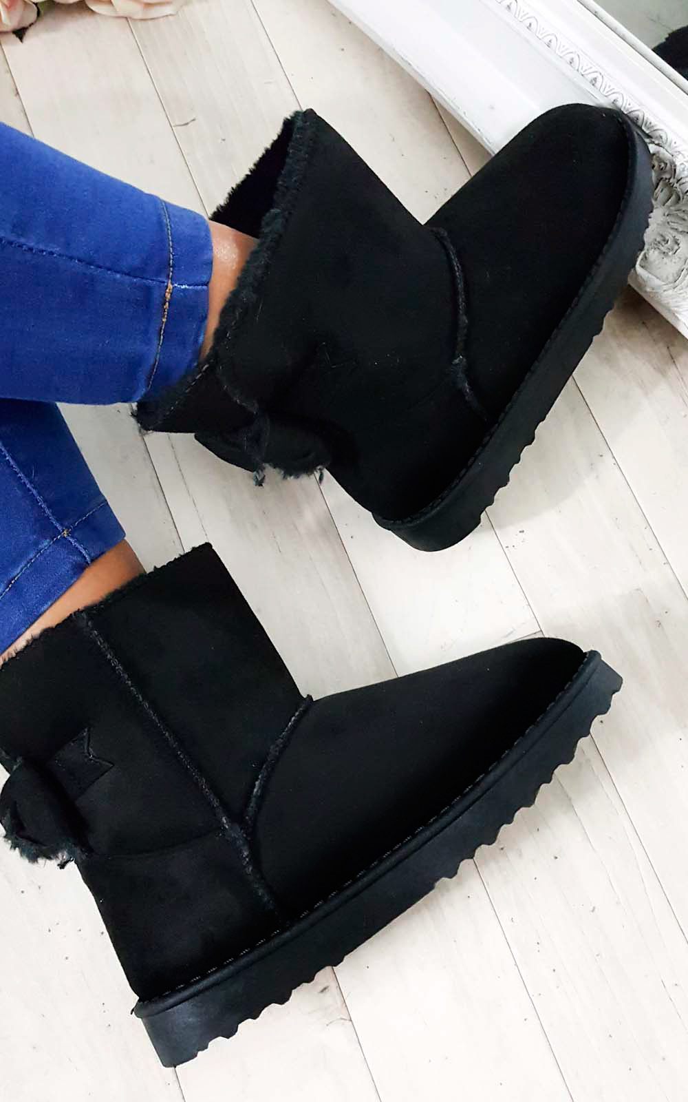 Kara Faux Fur Bow Platform Boots Thumbnail Kara Faux Fur Bow Platform Boots Thumbnail