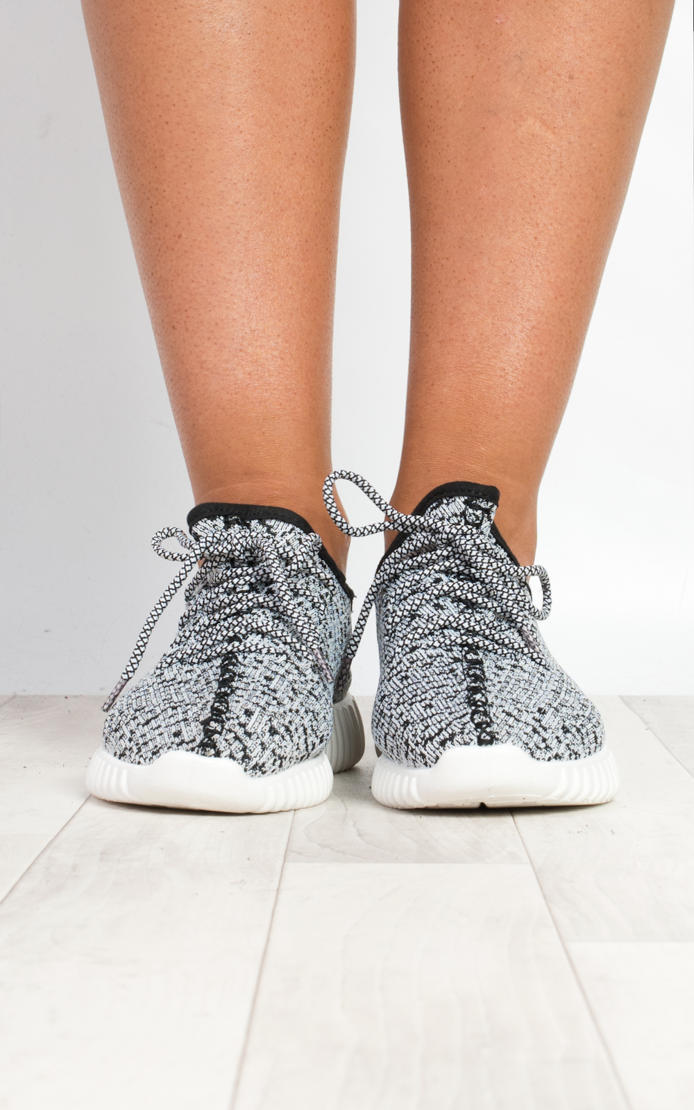 Yeez Platform Textured Trainers Thumbnail Yeez Platform Textured Trainers Thumbnail