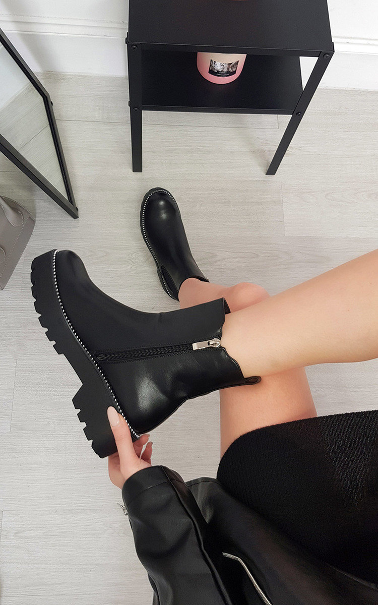 Alba Chunky Studded Detail Chelsea Boots Thumbnail