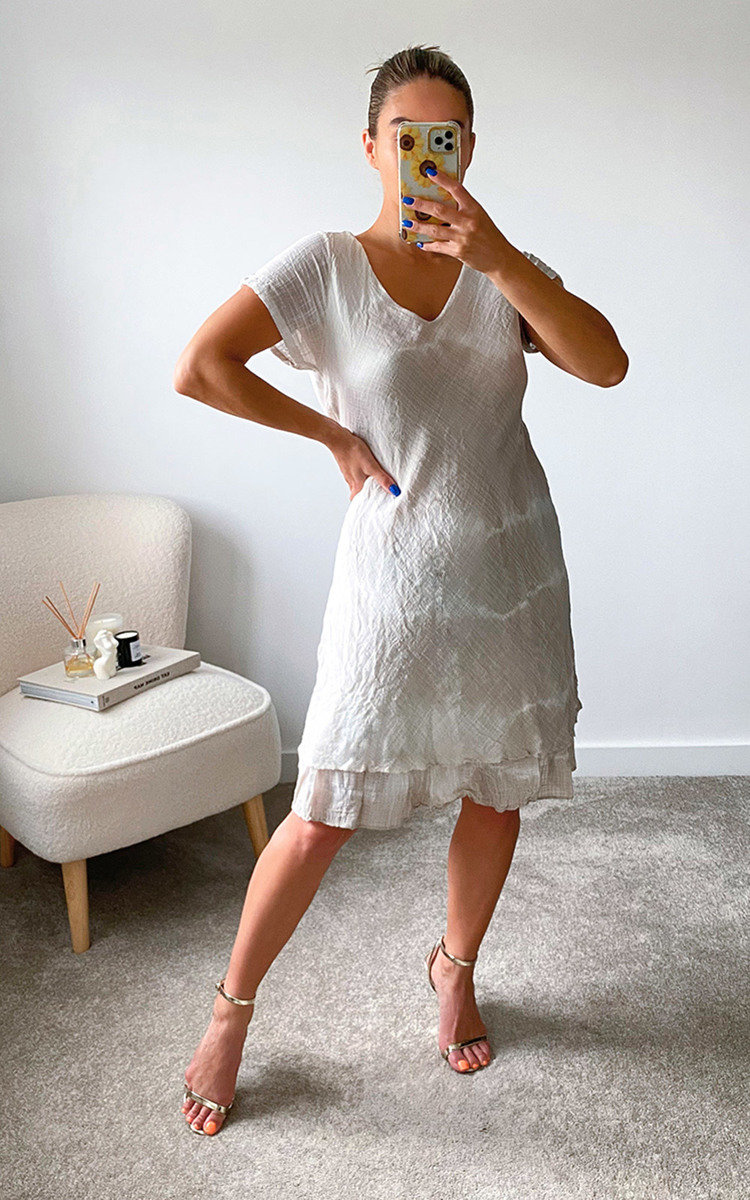 Alma Ruffle Hem Printed Midi Dress Alma Ruffle Hem Printed Midi Dress