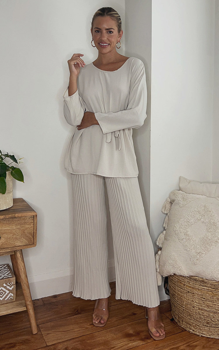 Amalia Belted Top & Pleated Wide Leg Co-ord Thumbnail Amalia Belted Top & Pleated Wide Leg Co-ord Thumbnail