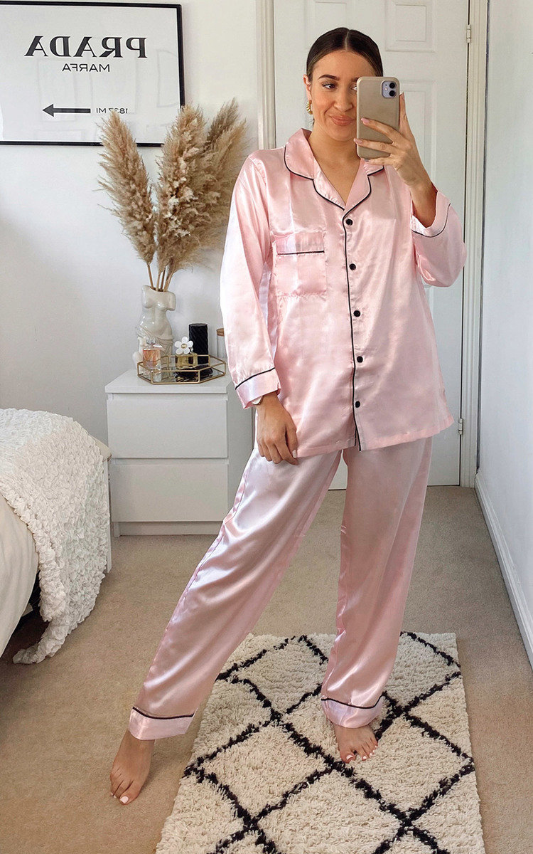 Amy Satin Pyjama Co-ord Thumbnail Amy Satin Pyjama Co-ord Thumbnail