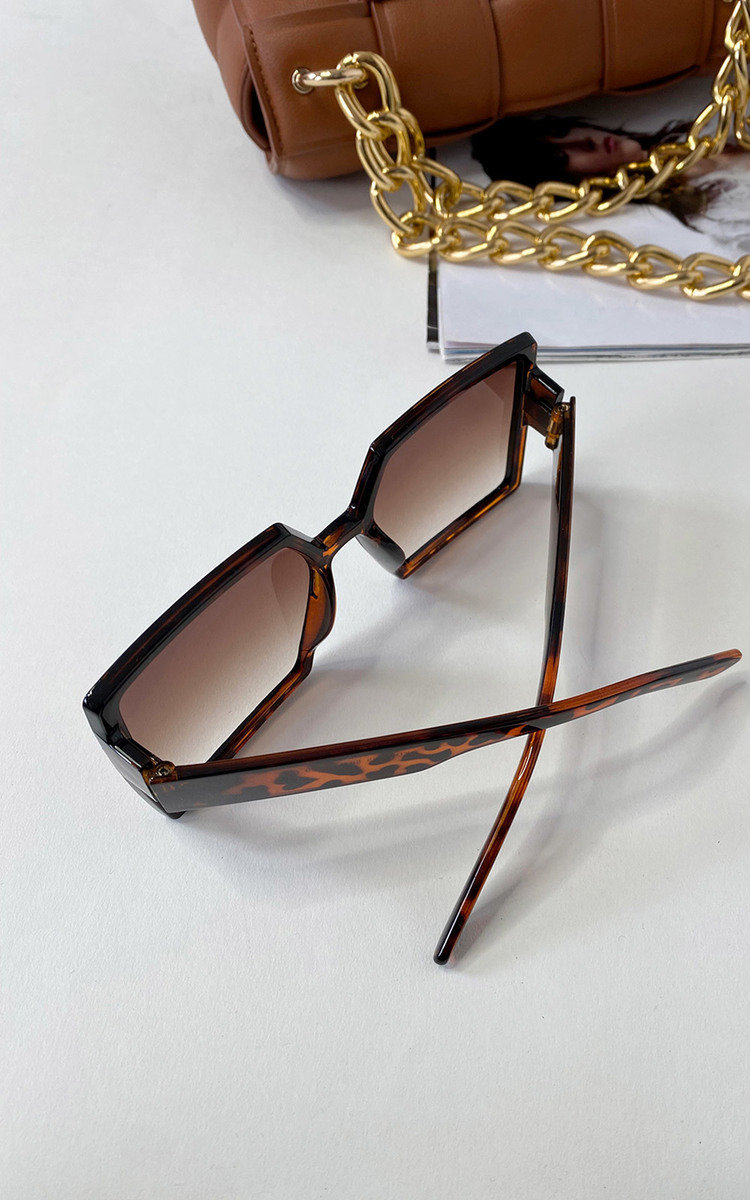 Angel Square Lens Sunglasses Thumbnail Angel Square Lens Sunglasses Thumbnail