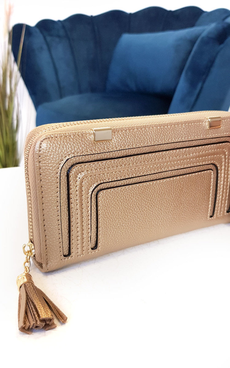 Anna Large Faux Leather Purse Thumbnail Anna Large Faux Leather Purse Thumbnail