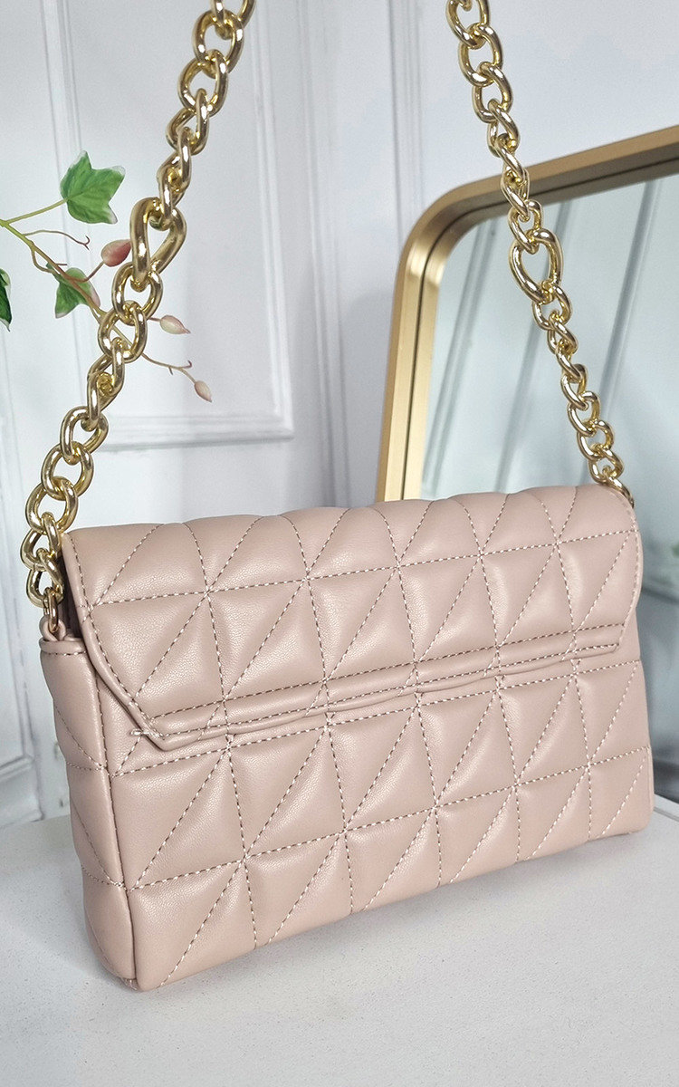 Asha Faux Leather Padded Handbag with Chain Detail Asha Faux Leather Padded Handbag with Chain Detail