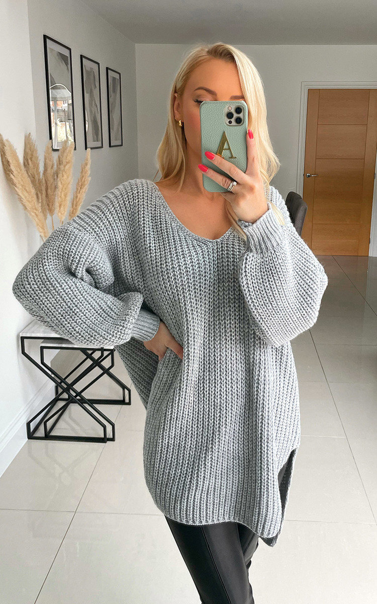 Becca Longline Knitted Jumper with Balloon Sleeves Thumbnail Becca Longline Knitted Jumper with Balloon Sleeves Thumbnail