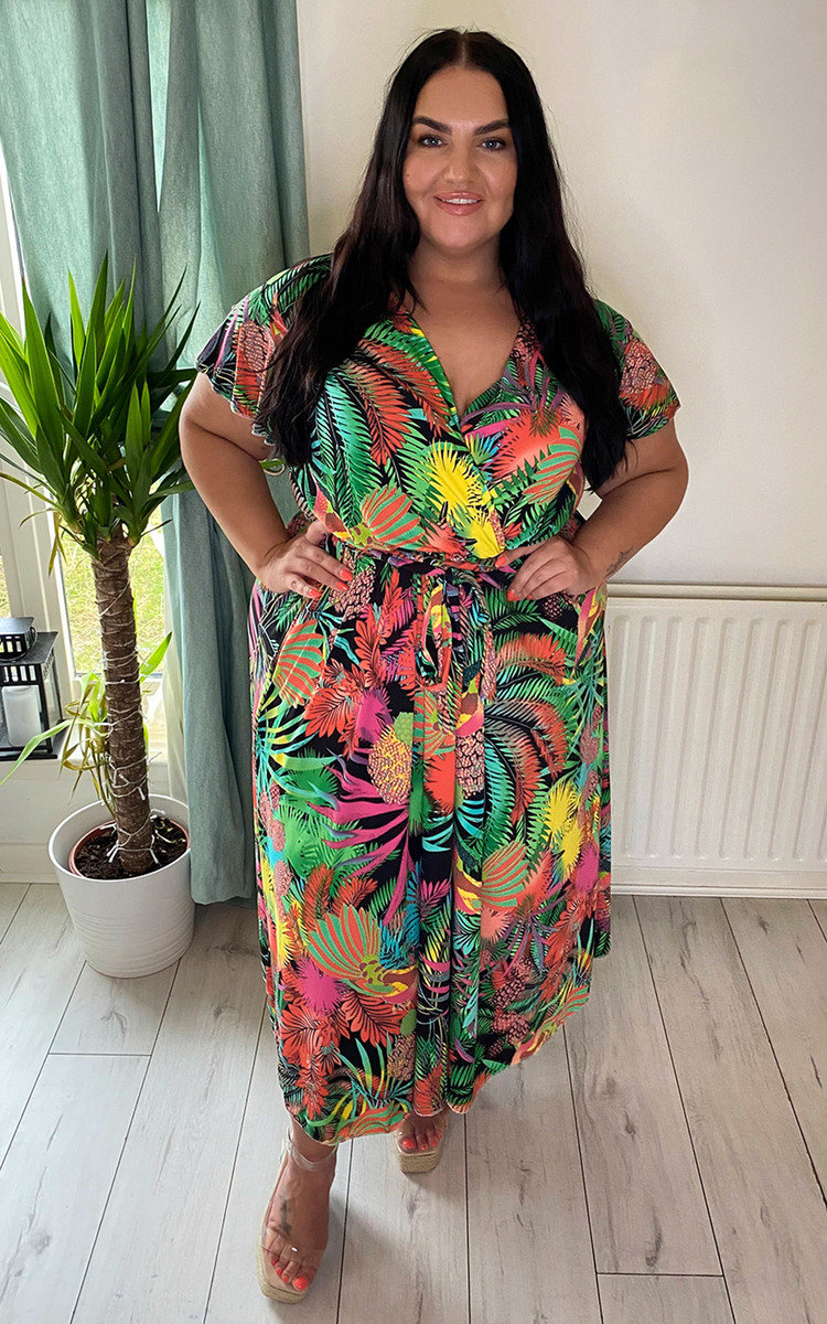Betsy Tropical Print Belted Plus Size Dress Thumbnail Betsy Tropical Print Belted Plus Size Dress Thumbnail