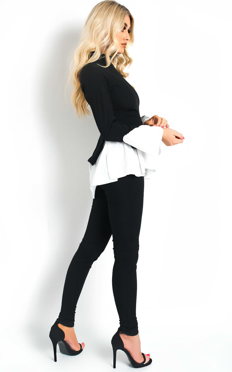 Bryony Frill Ribbed Lounge Co-ord Thumbnail Bryony Frill Ribbed Lounge Co-ord Thumbnail