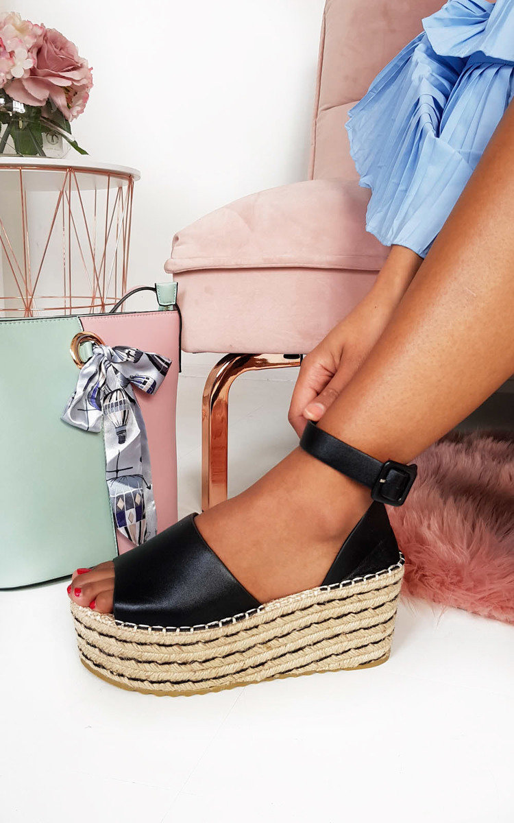 Carrie Flatform Wedged Sandals Thumbnail Carrie Flatform Wedged Sandals Thumbnail