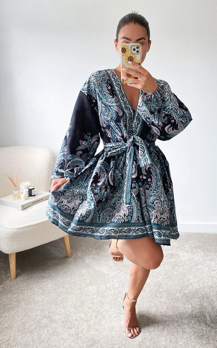 Chrishell Oversized Sleeve Belted Printed Mini Dress Thumbnail Chrishell Oversized Sleeve Belted Printed Mini Dress Thumbnail