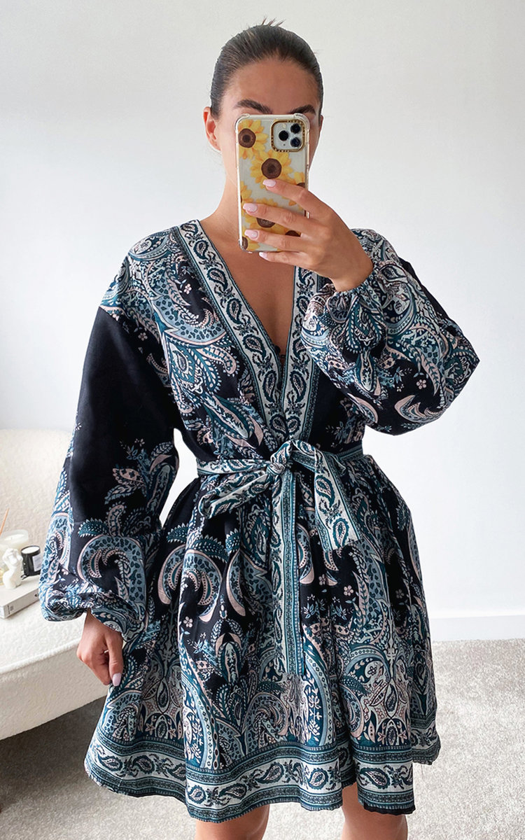 Chrishell Oversized Sleeve Belted Printed Mini Dress Chrishell Oversized Sleeve Belted Printed Mini Dress