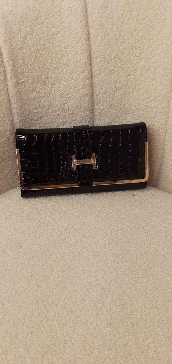Clara Faux Leather Croc Print Buckle Purse Clara Faux Leather Croc Print Buckle Purse