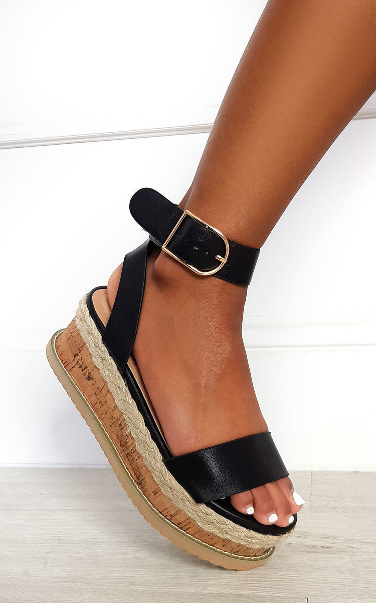 Daisy Strappy Platform Sandals in Black | ikrush