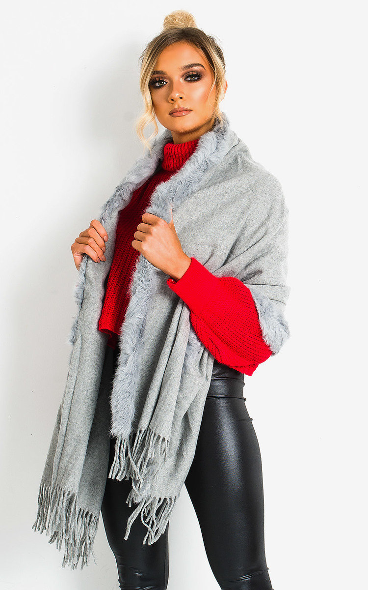 Dills Faux Fur Trim Cape